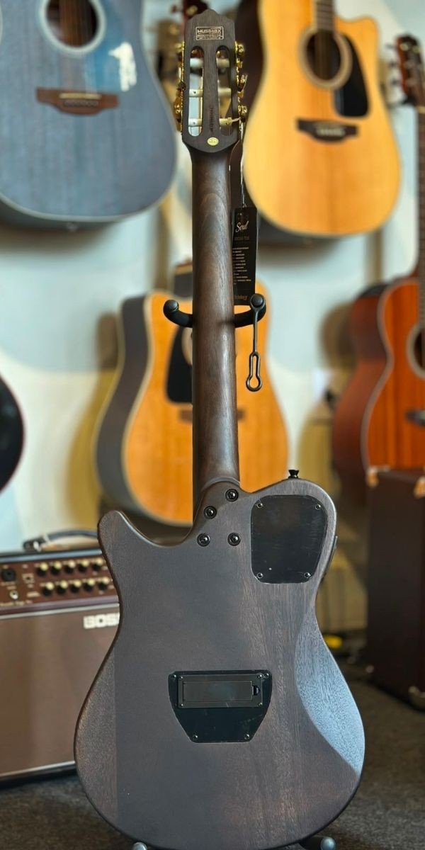 Violão Strinberg Soul Ssc60 Tos Nylon Elétrico Semi-sólido Cutaway Tobacco Satin Com Bag 