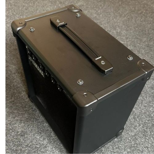 Amplificador Cubo Para Guitarra Yamaha Ga15ii 15w Rms Preto 