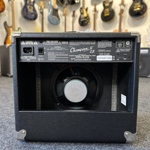 Amplificador Fender Champion ii 25 25w 1x8 120v br Para Guitarra 
