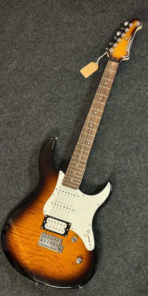 Guitarra Yamaha Pacifica 212vfm Tbs Hss Strato Tobacco Brown Sunburst | Guitarra Strato Yamaha Pacifica 212vfm Tbs Hss Com Coil Split 