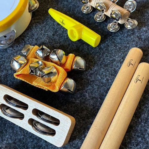 Kit Musicalização Infantil 10 Instrumentos Beatles - Yellow Submarine Yellow 