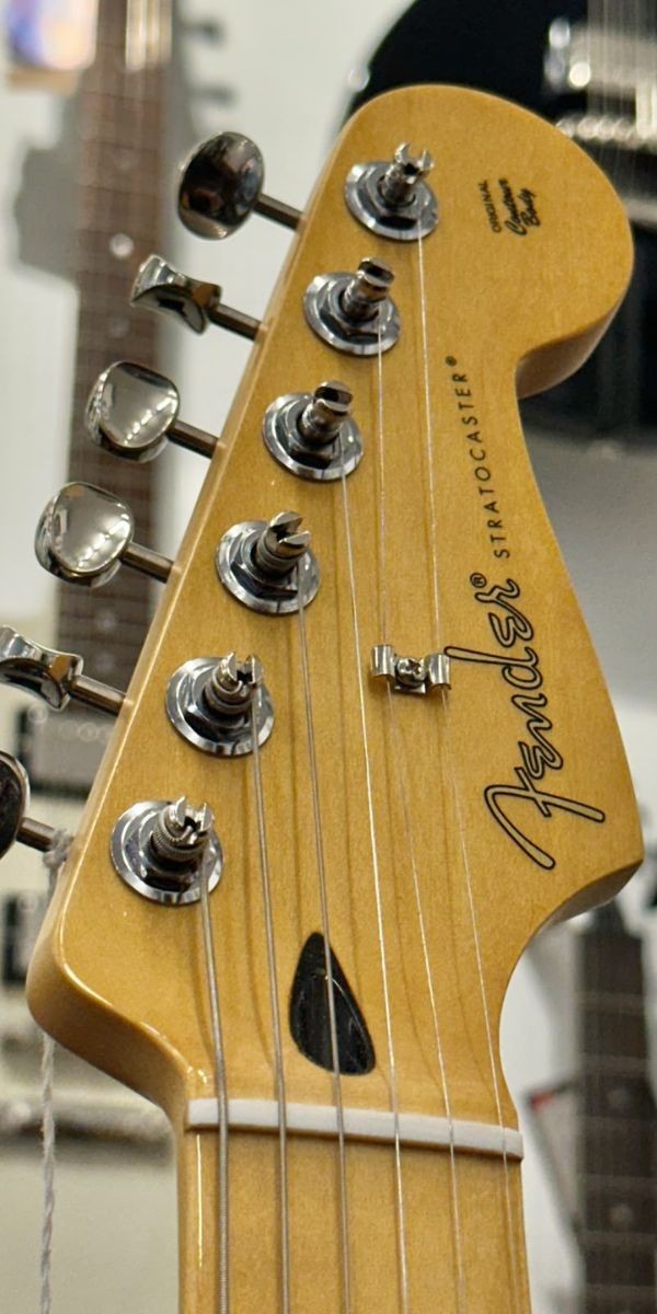 Guitarra Fender Player ii Stratocaster Rallye Orange Maple 