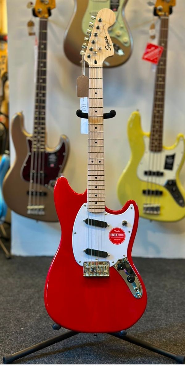 Guitarra Squier Sonic Mustang Torino Red Maple by Fender 