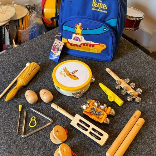 Kit Musicalização Infantil 10 Instrumentos Beatles - Blue Submarine Yellow 