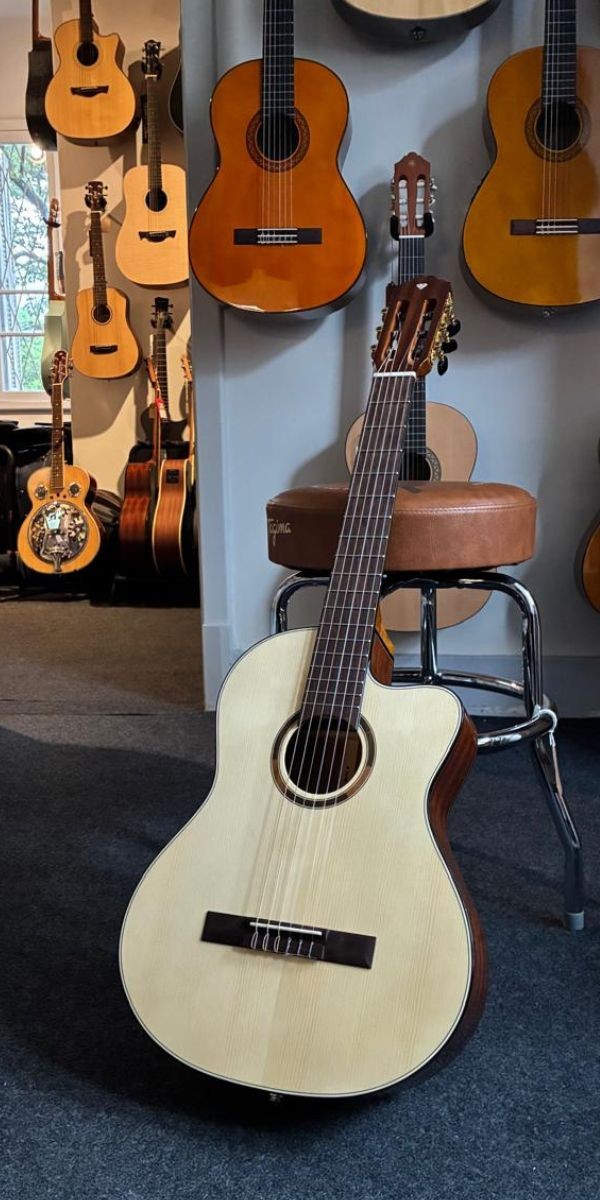 Violão Strinberg Diamond Dc1c n Clássico 