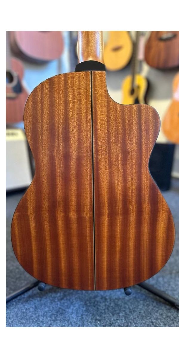 Violão Strinberg Sc200c Canhoto Nylon Eletroacústico Natural 