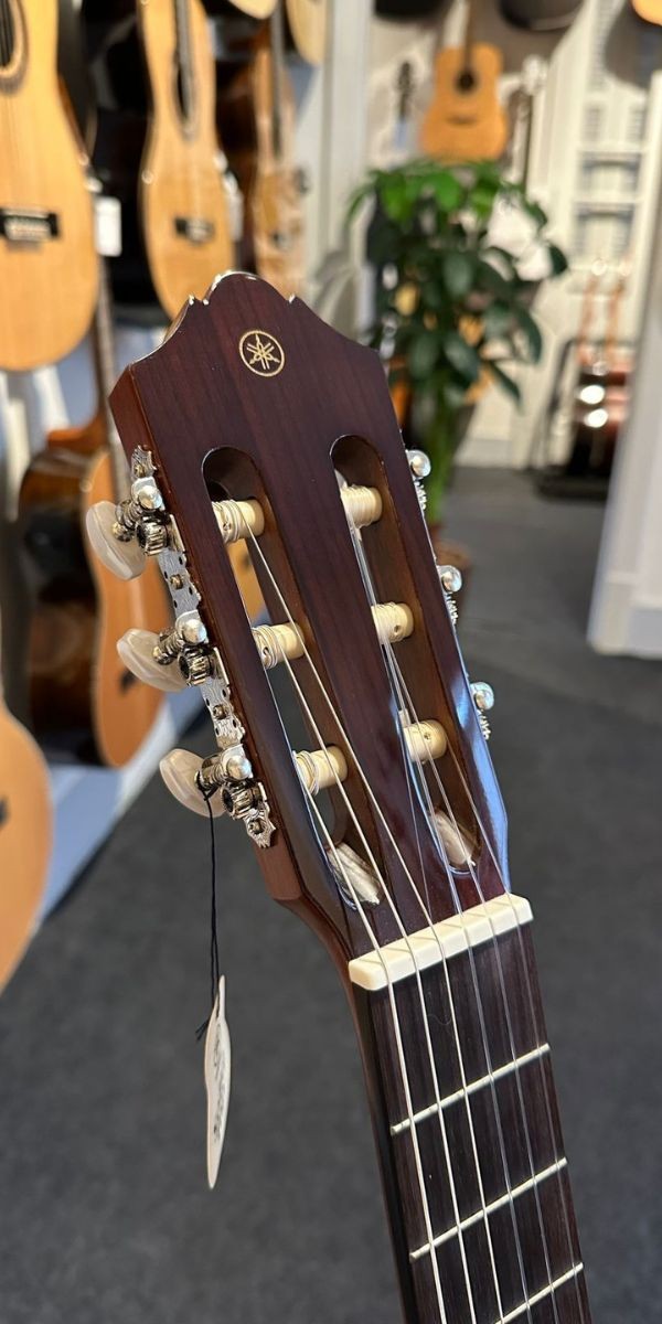 Violão Yamanha Cg142s Acustico Nylon Natural 