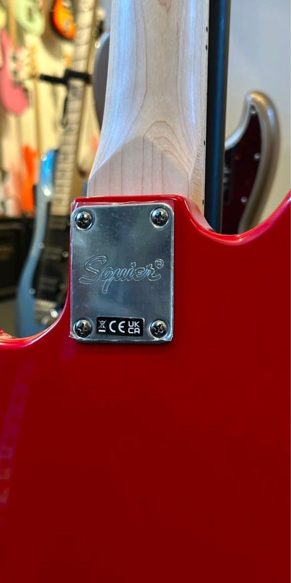 Guitarra Squier Sonic Mustang Torino Red Maple by Fender 