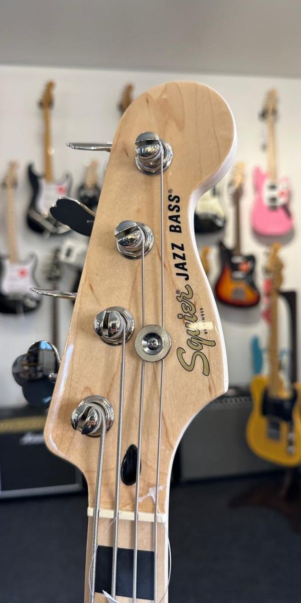 Baixo Fender® Squier® Affinity Jazz Bass® Ativo Olympic White 