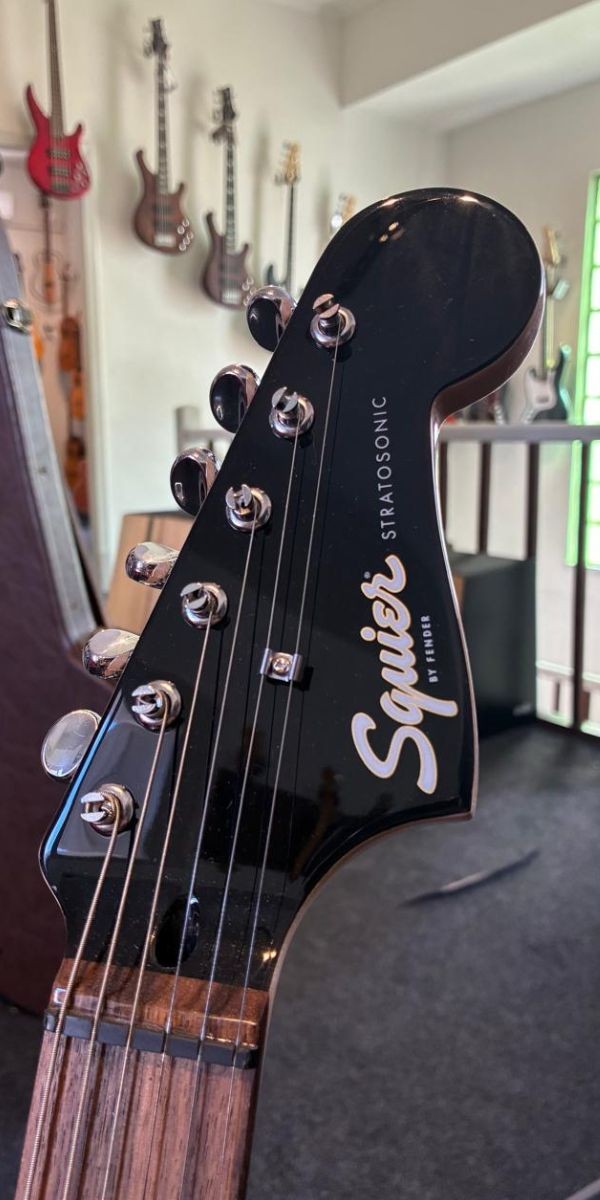 Guitarra Fender Paranormal Strato-o-sonic Vintage Blonde 