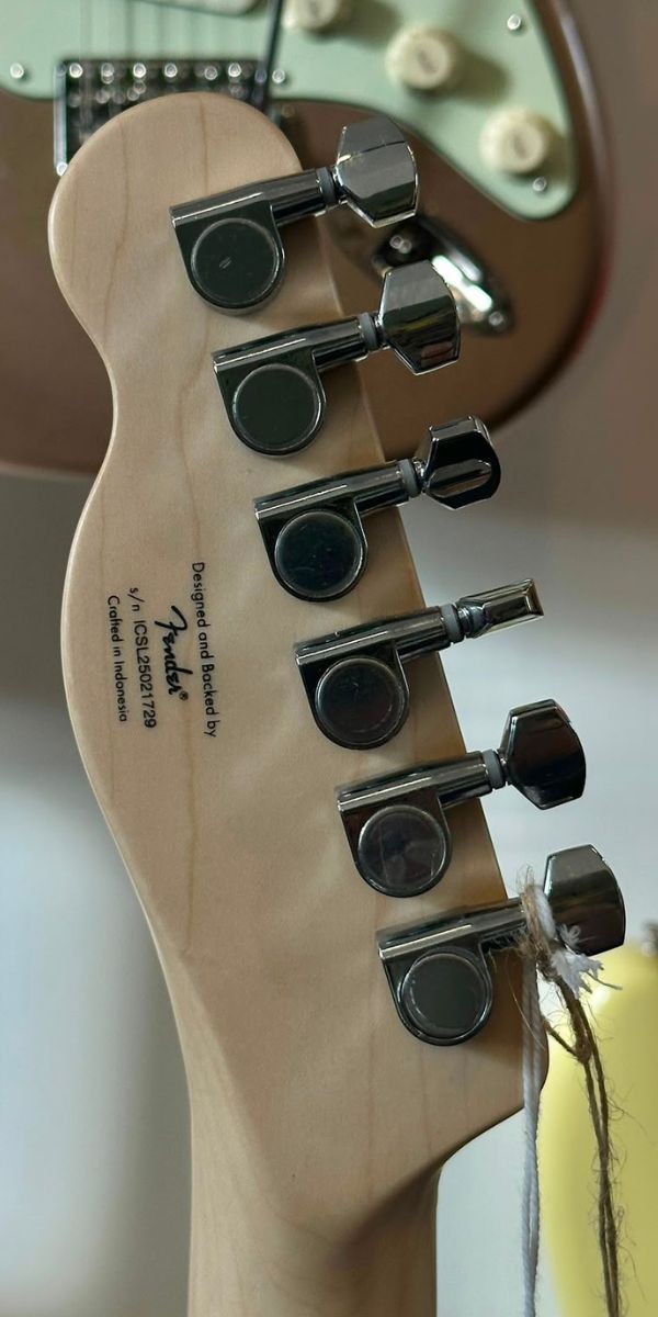 Guitarra Squier Affinity Telecaster Maple 3-color Sunburst by Fender 