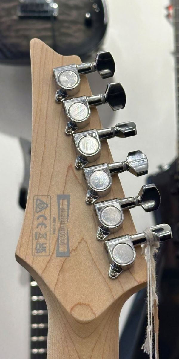 Guitarra Ibanez Sa260fm-vls Violin Sunburst Flamed Maple Hss 
