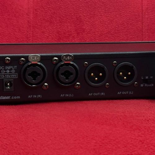 Sistema de Monitoração Sem Fio Staner Srm-1e/srm-1r In-ear Uhf 16 Canais 