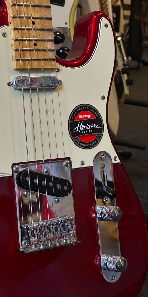 Guitarra Strinberg Horizon H200 Mrc Metallic Red Candy Com Trastes Inox 