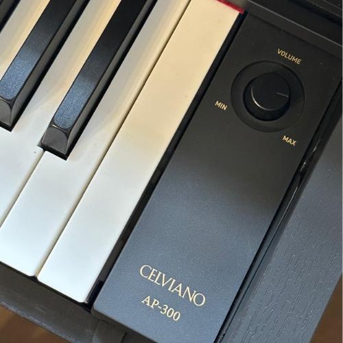 Piano Digital Casio Celviano Ap-300bk Preto 88 Teclas Com Banqueta e Bluetooth 