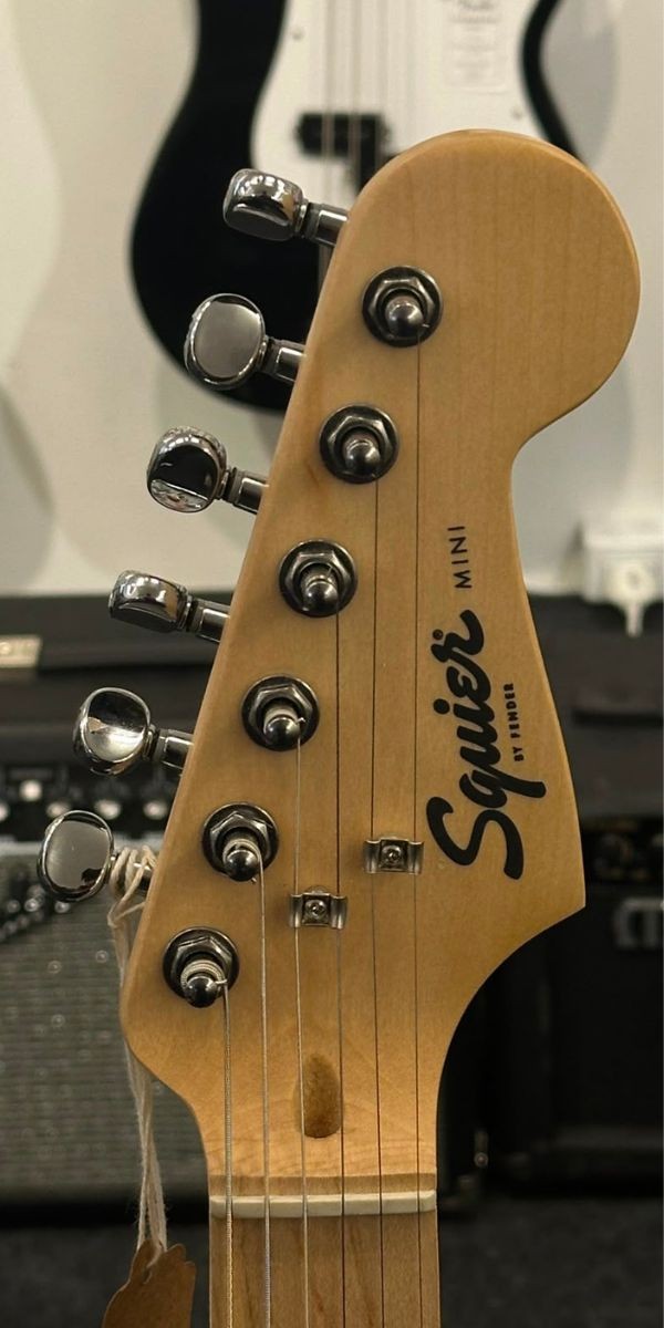 Guitarra Squier Mini Jazzmaster hh Surf Green Maple by Fender 