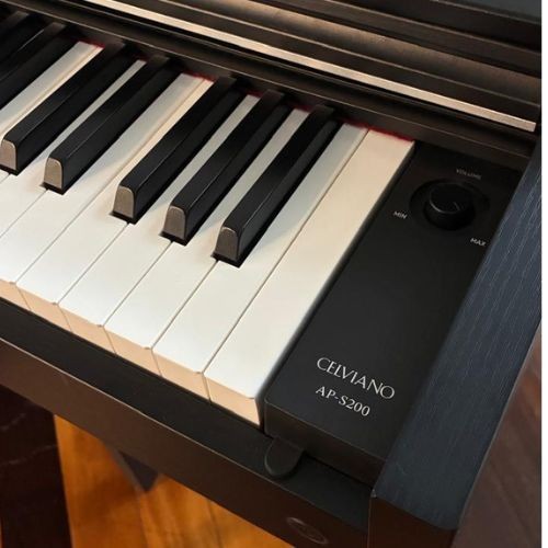 Piano Digital Casio Celviano Ap-s200bk Preto 88 Teclas Hammer Action Com 3 Pedais 