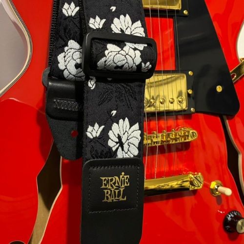 Correia Ernie Ball Jacquard Vanilla Rose P05357 Para Guitarra, Violão ou Baixo 