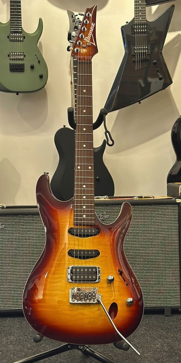 Guitarra Ibanez Sa260fm-vls Violin Sunburst Flamed Maple Hss 
