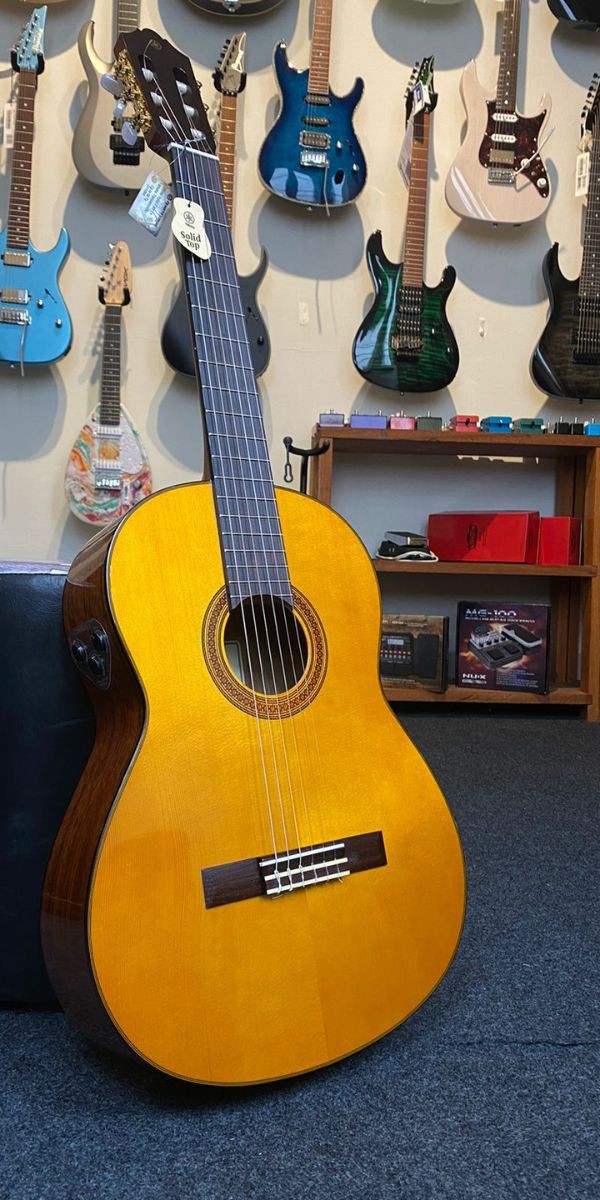 Violão Yamaha Transacoustic Nylon Cg-ta Natural 