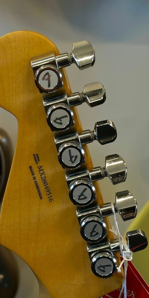 Guitarra Fender Player ii Modified Stratocaster Rosewood Dusk Com Deluxe Gig Bag – 0147420310 