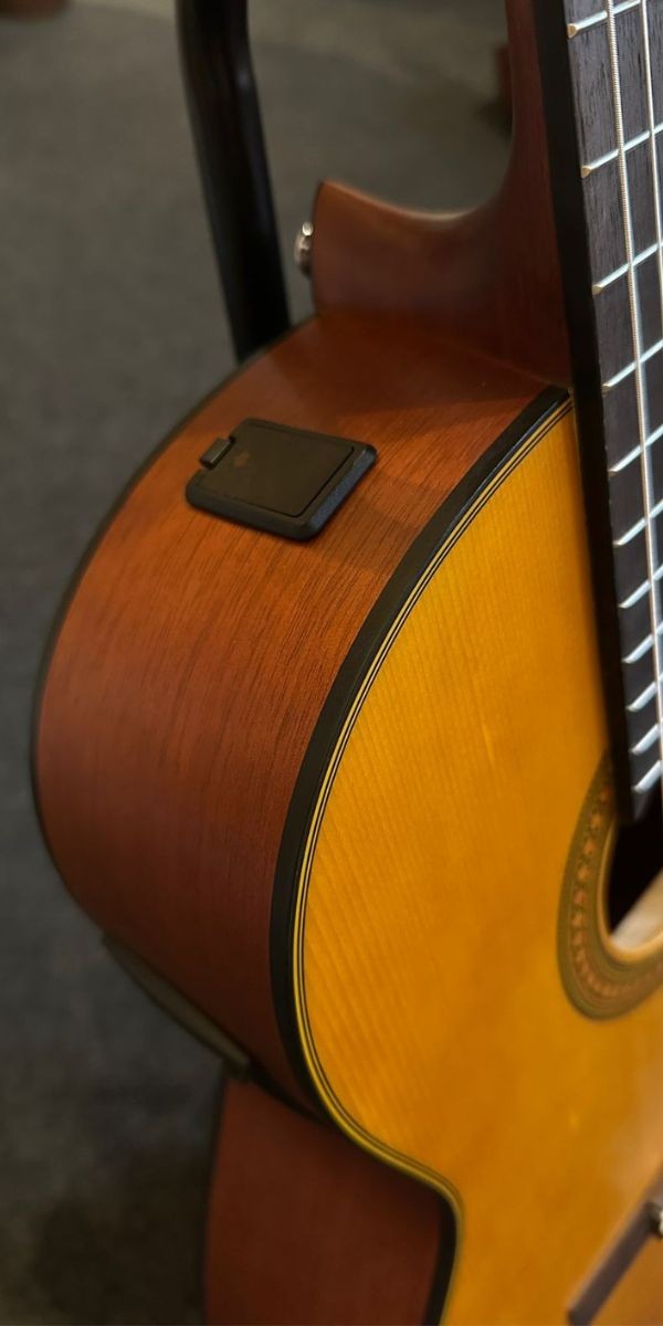 Violão Yamaha Cgx122ms Nylon Eletroacústico Tampo Maciço Natural System73 