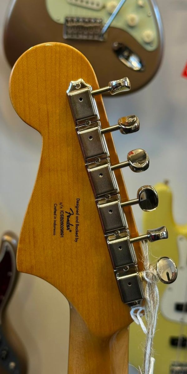 Guitarra Squier Classic Vibe ’60s Jazzmaster Olympic White Laurel by Fender 
