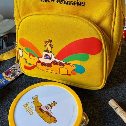 Kit Musicalização Infantil 10 Instrumentos Beatles - Yellow Submarine Yellow 