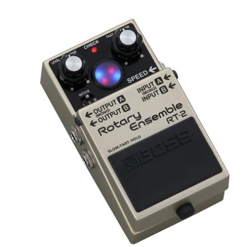 Pedal Boss Rt-2 Rotary Ensemble Efeito Rotary Speaker Estéreo 