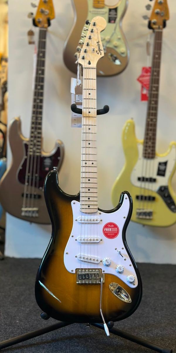 Guitarra Squier Sonic Stratocaster Maple 2-color Sunburst by Fender 