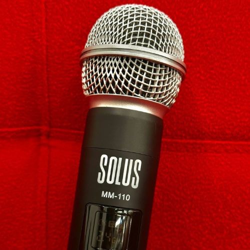 Microfone Sem Fio Solus Mm-110 Simples Vhf Para Igreja, Karaokê e Eventos 