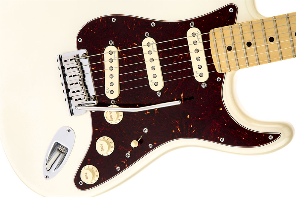 Guitarra Fender 011 9002 - am Deluxe Stratocaster - 723 - Olympic Pearl 