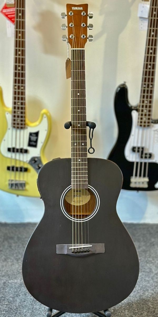 Violão Eletroacústico Yamaha Fsx400 Smb Smoky Black Aço Concert Com Afinador 