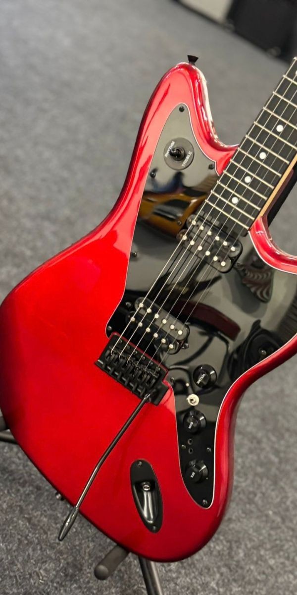 Guitarra Tagima Offset 2h Escala Escura Escudo bk Duo Smart-h Candy Apple 