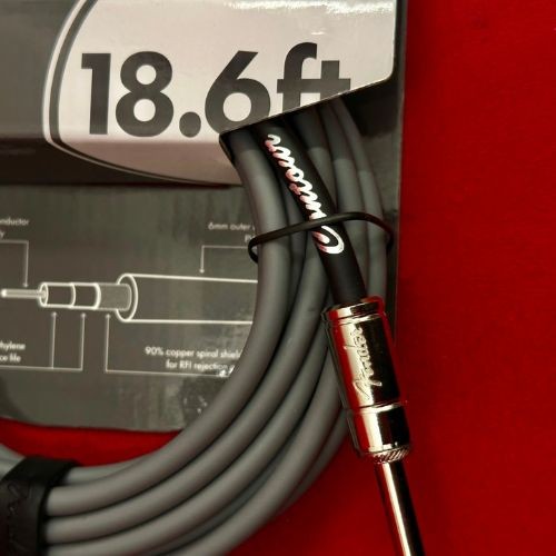 Cabo Fender Contour Instrument Cable Inca Silver 18.6' P10/p10 Reto Para Guitarra Baixo e Instrumentos 