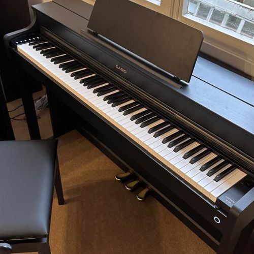 Piano Digital Casio Celviano Ap-300bk Preto 88 Teclas Com Banqueta e Bluetooth 